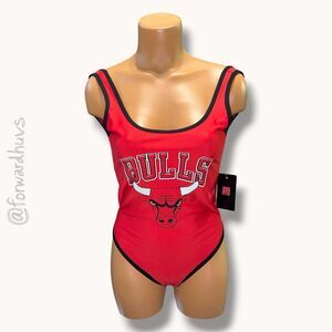 Forever Twentyone x NBA Chicago Bulls Bodysuit Size Medium